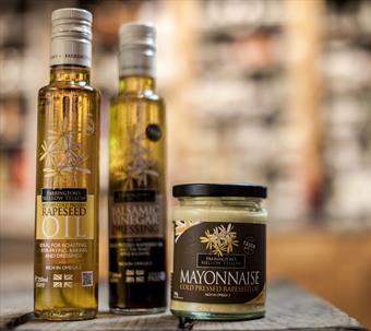 Oils and mayonnaise